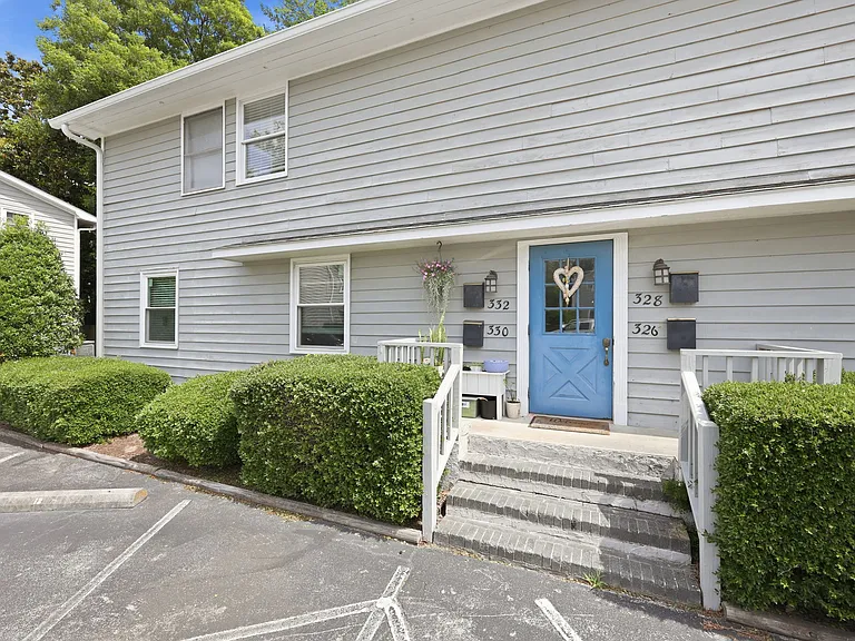 328 River Walk Dr #1 — Photo 1