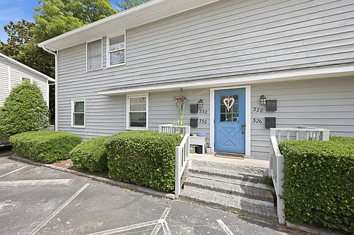 328 River Walk Dr #1 Photo 1