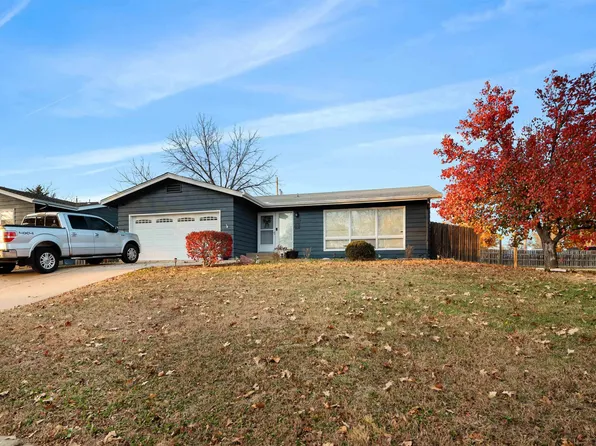 2408 Buena Vista Dr, Manhattan, KS 66502