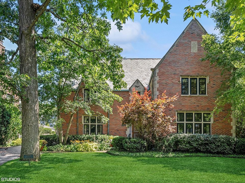 1st image of 777 Rosewood Ave