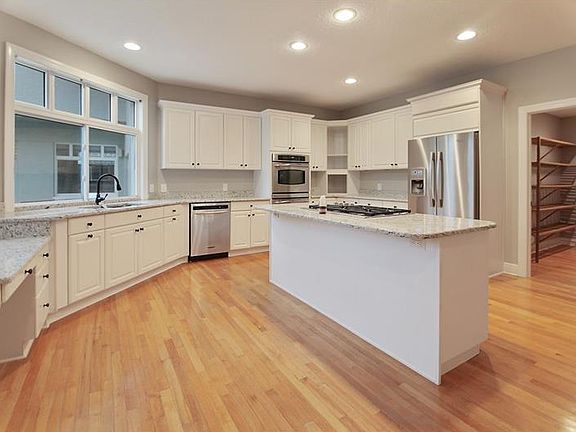 3rd image of 6225 Fairway Bay Blvd S