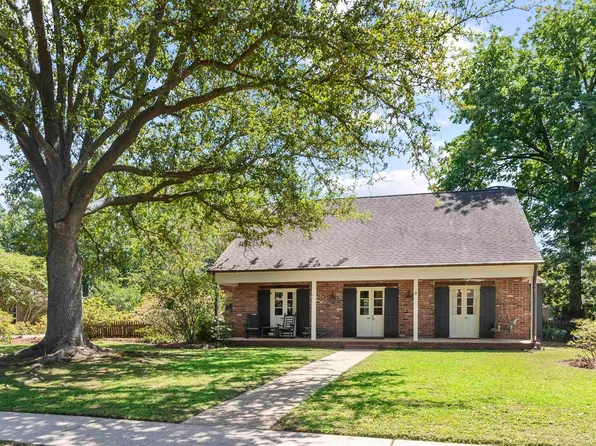1040 Rossmore Ave, Baton Rouge, LA 70810