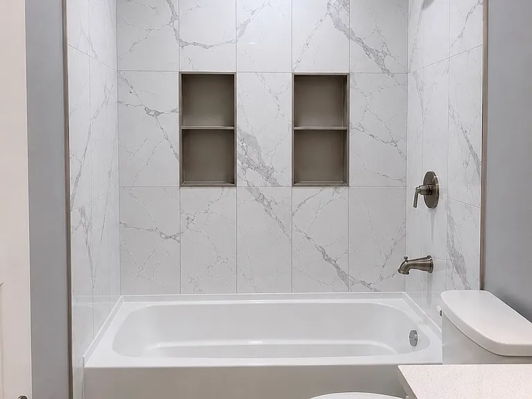 513 W Northend Ave #A — Photo 11