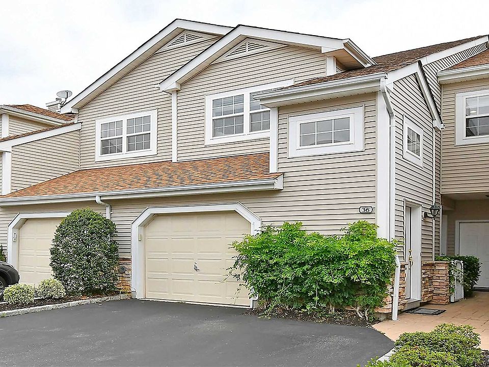 1st image of 36 Carriage Ln