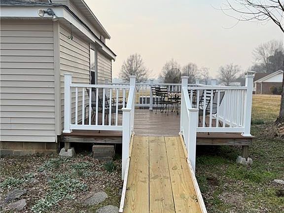 4th image of 6942 Carbonton Rd