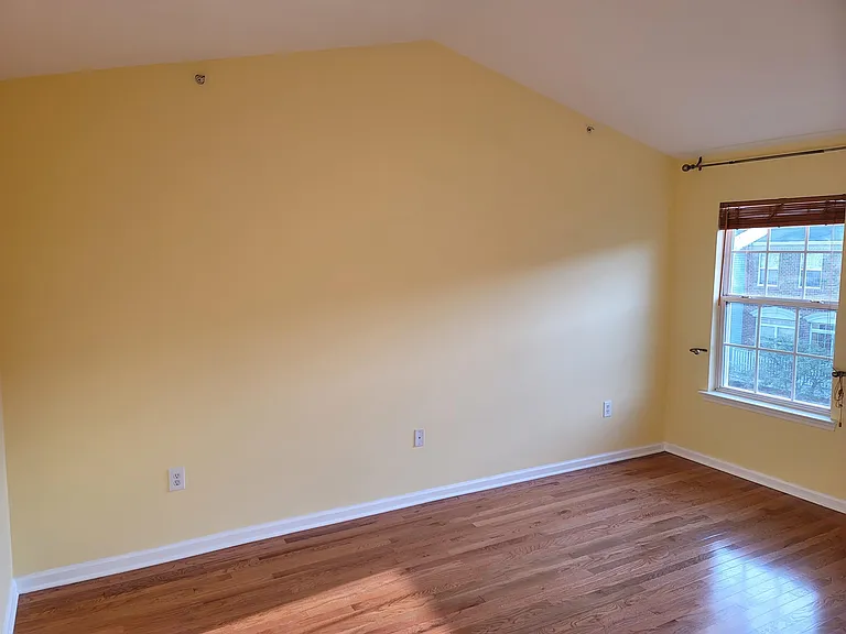 8 McMartin Ct — Photo 10