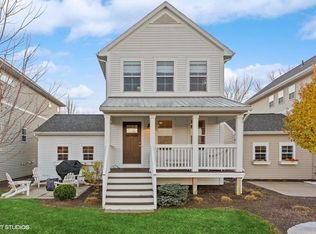 615 Beachwood Path, Benton Harbor, MI 49022