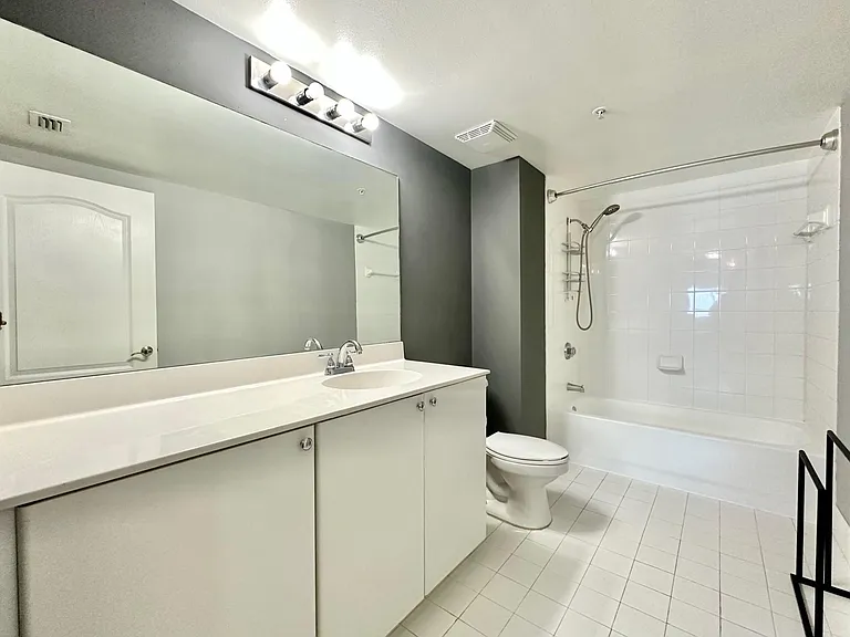 3020 NE 32nd Ave #1003 — Photo 17