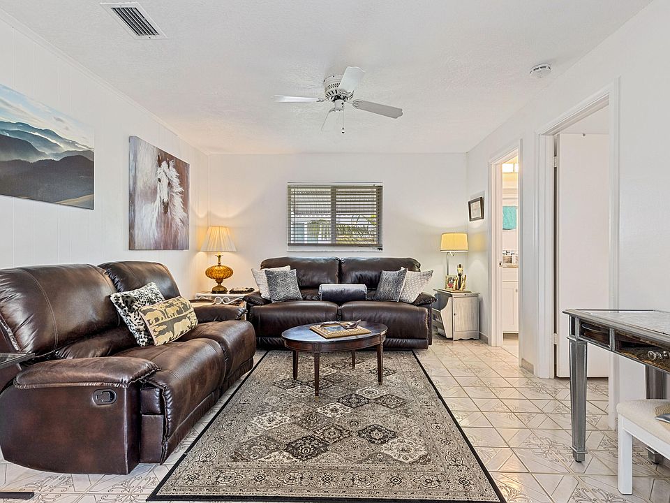 1st image of 1390 SW 17th Avenue
