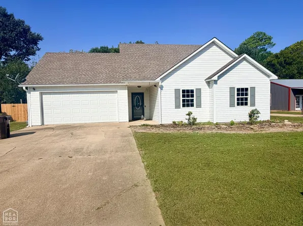 201 Woodland Trl, Bono, AR 72416
