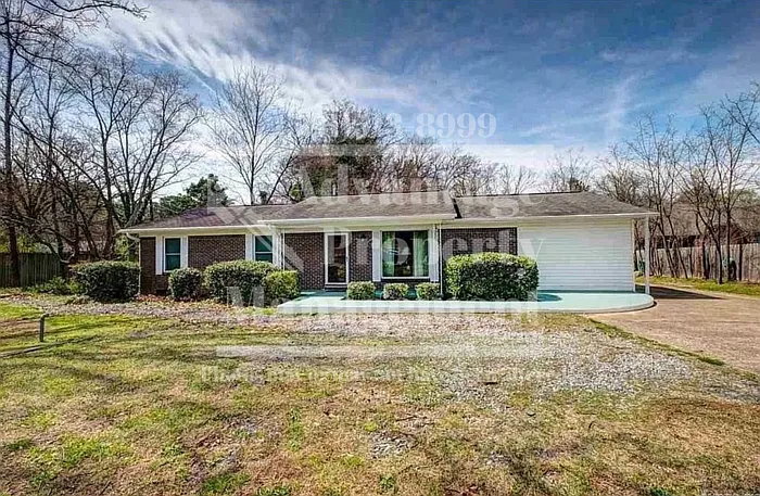 3 bed, 2.0 bath, 1550 sqft, $2,000 — Photo 1