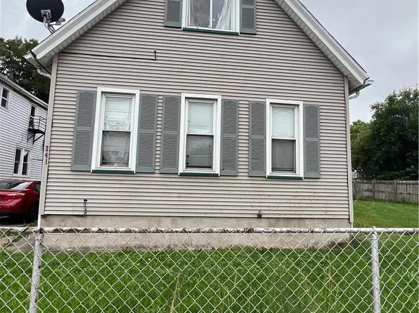 241 Bay St, Rochester, NY 14605