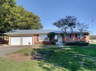 346 Skinner Rd, Bowie, TX 76230