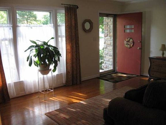 Entry into Living Room