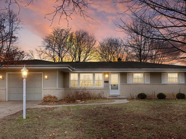 5444 Olympia DRIVE, Greendale, WI 53129