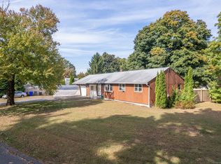 13 Arrow St, Enfield, CT 06082