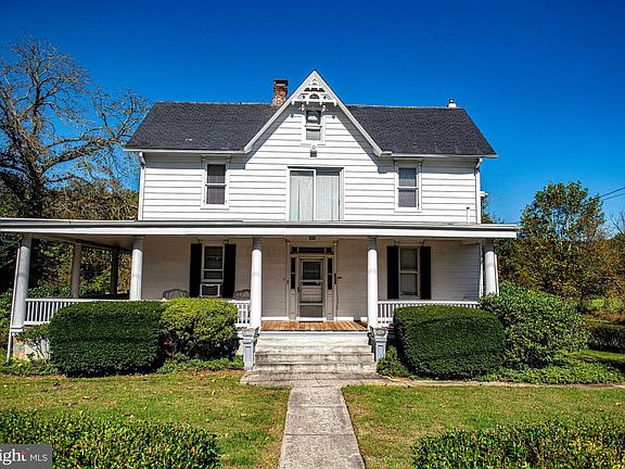 2nd image of 3645 Mill Green Rd