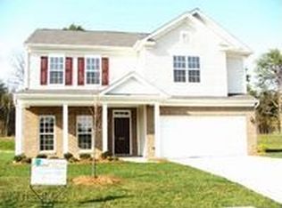 2016 Heron Point Dr, Whitsett, NC 27377