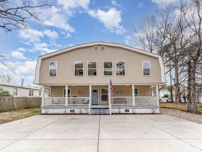 613 Calhoun Dr., Murrells Inlet, SC, 29576