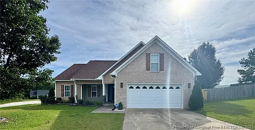 422 Jamestown Ave Photo 1