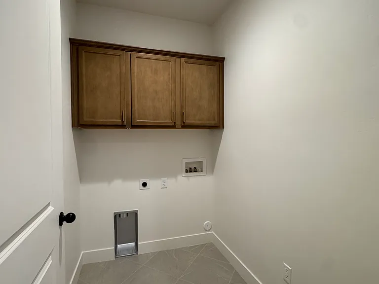 663 S Molveno Trl — Photo 16
