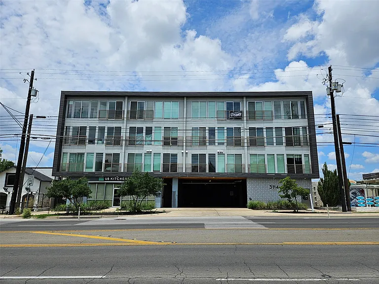 3114 S Congress Ave #302 — Photo 32