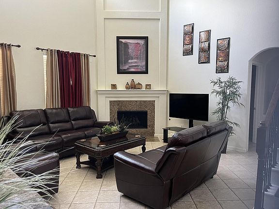 2nd image of 122 Bryce Branch Cir