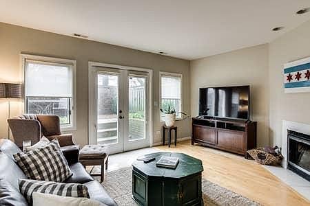 2nd image of 3314 N Southport Ave #2