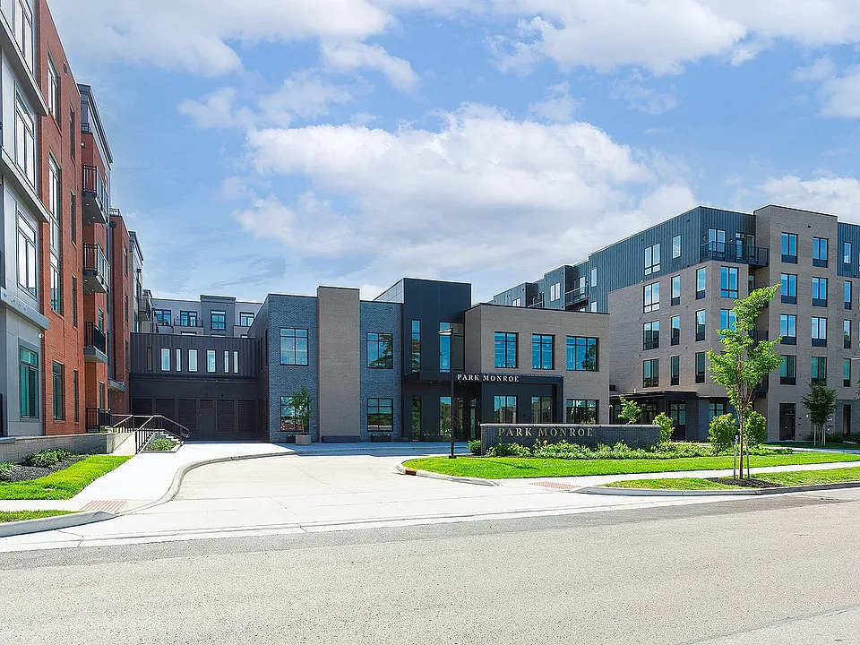 Park-Monroe-Exteriors-310-web