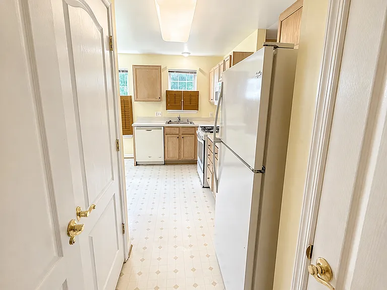 1411 Bonnett Pl #F — Photo 11
