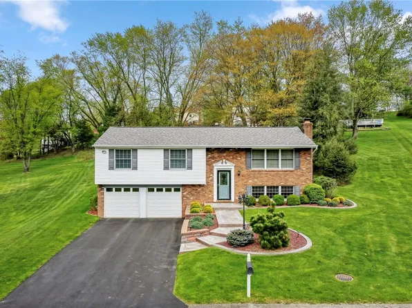 5 Mallard Ct, Export, PA 15632