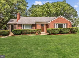 601 Foxcroft Rd, Warrenton, VA 20186