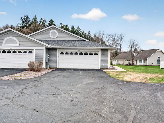 4th image of 1951 Tiffany Cove Ln SW