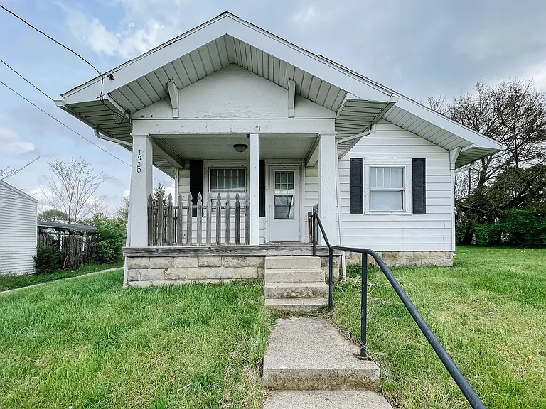 1920 S Gharkey St — Photo 12