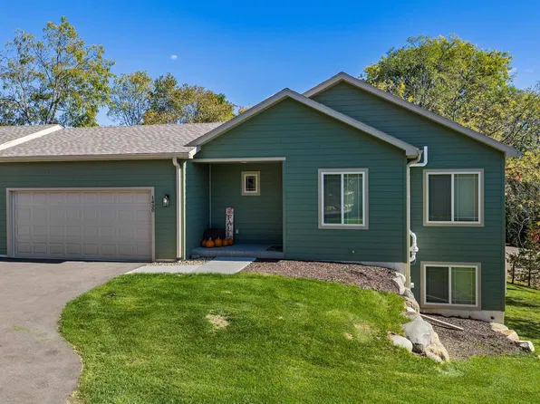 1430 Martiny Ct, Baraboo, WI 53913