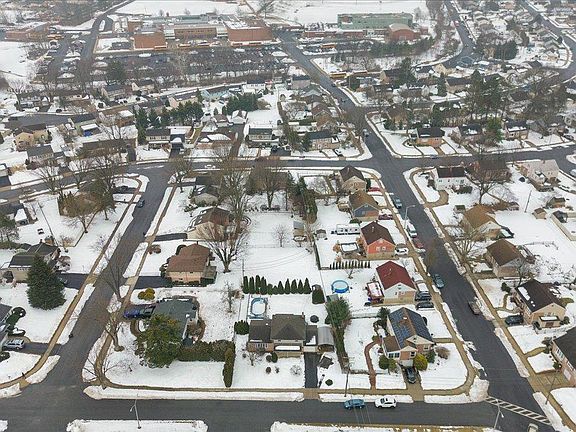 5th image of 204 High Blvd