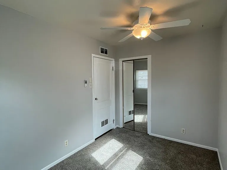 3449 S Kansas Ave — Photo 11