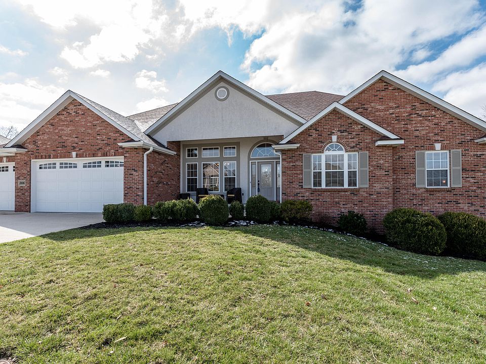 2nd image of 3806 Amaryllis Ct
