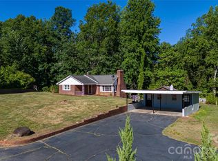 3036 Flat Gap Rd, Valdese, NC 28690