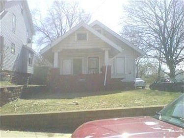 1st image of 30 E Youtz Ave