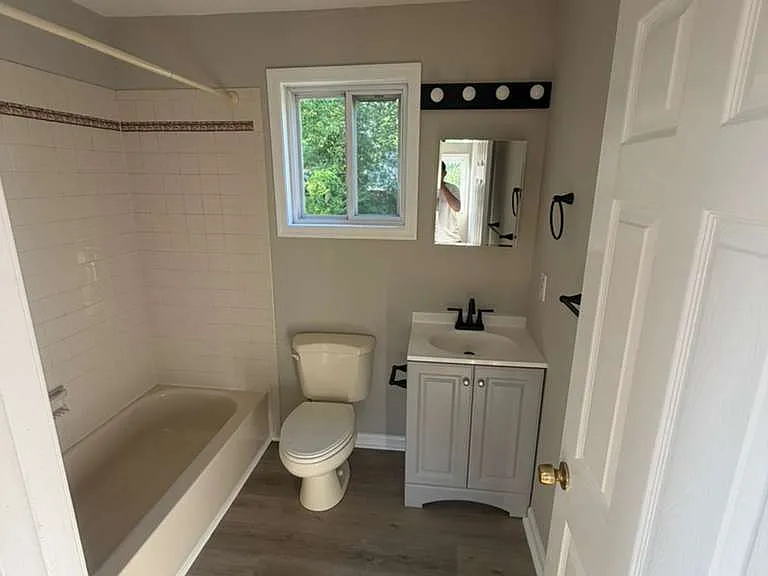 6908 Decatur Pl — Photo 7