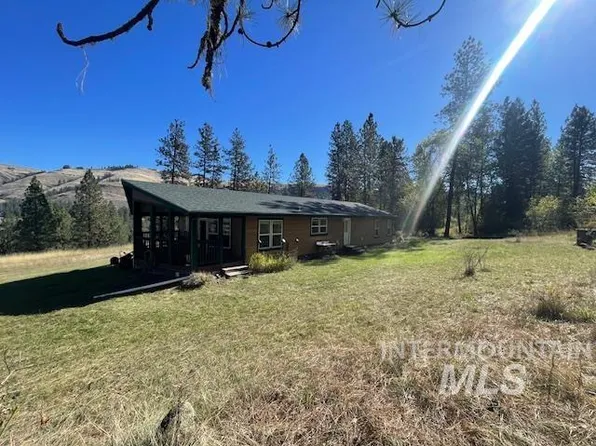 526 Ridgewood Dr, Kooskia, ID 83539