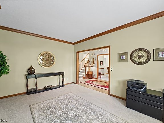 4th image of 8519 Windsor Way