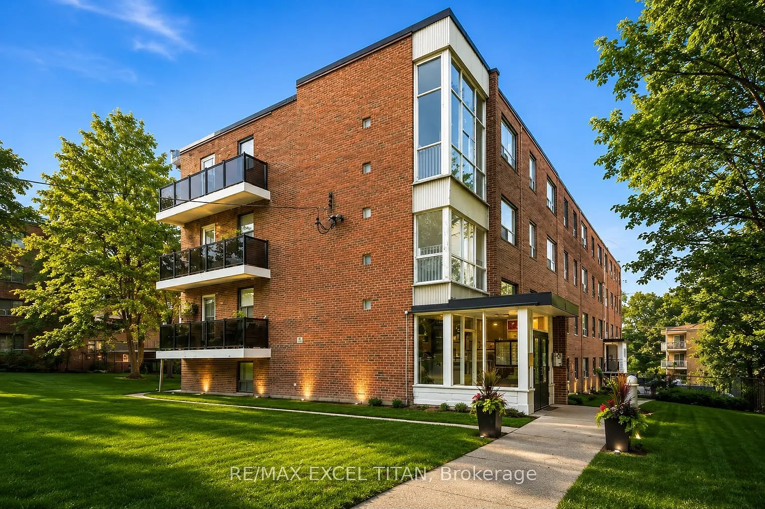 4 Hill Heights Rd — Photo 2