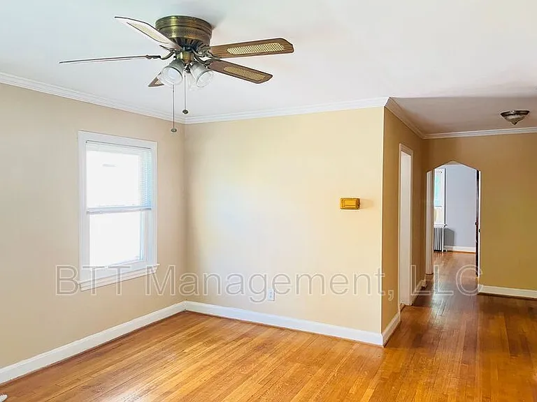 8505 Greenwood Ave #302 — Photo 1