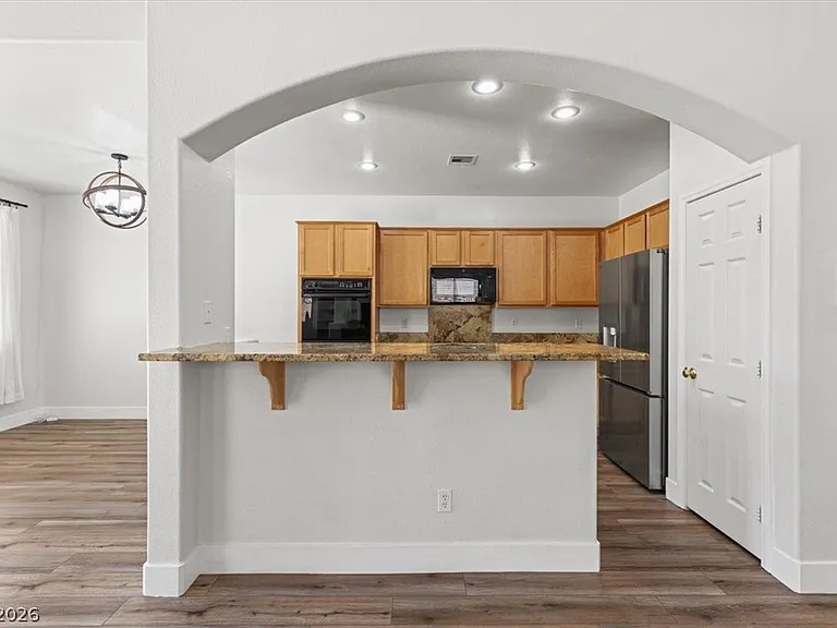 4905 Pounding Surf Ave — Photo 8