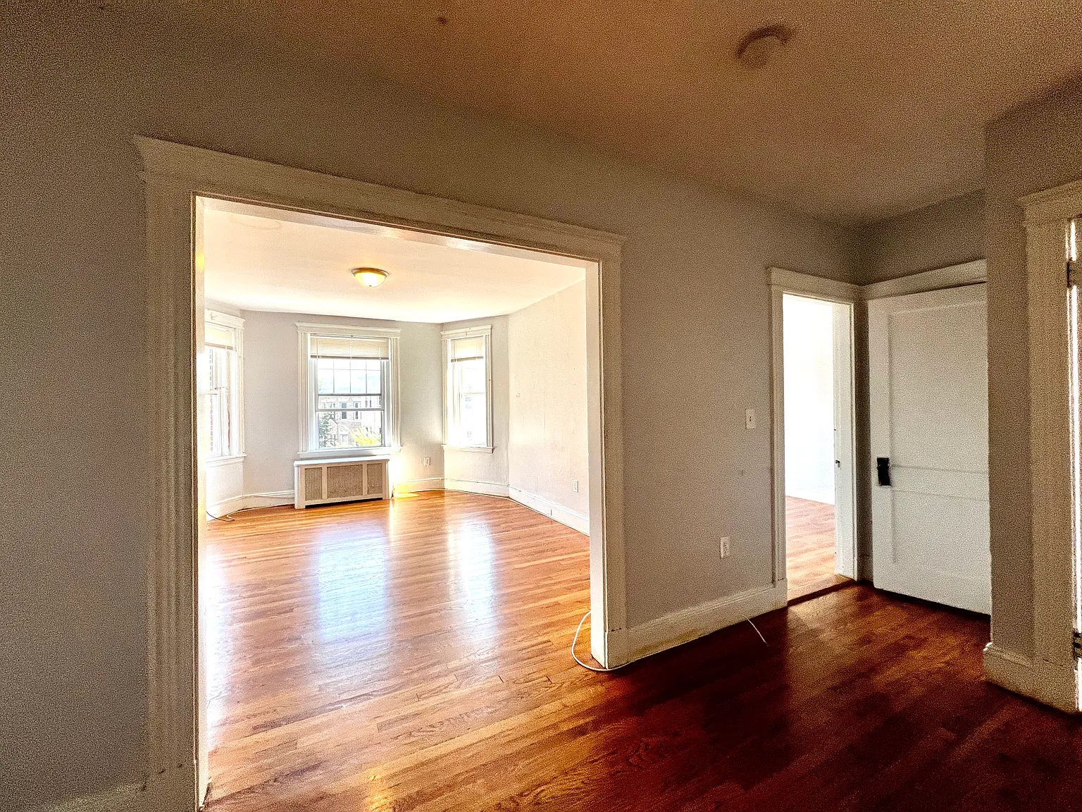 76 Babcock St — Photo 4