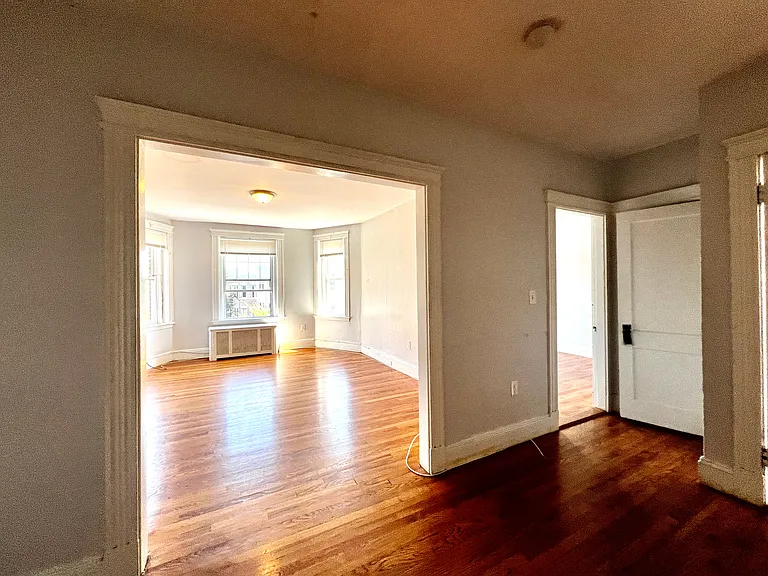76 Babcock St #3 — Photo 3