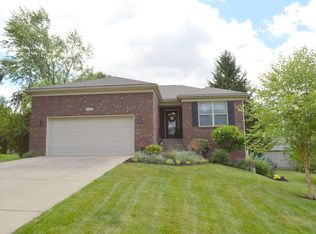 1104 Hollendale Way, Goshen, KY 40026