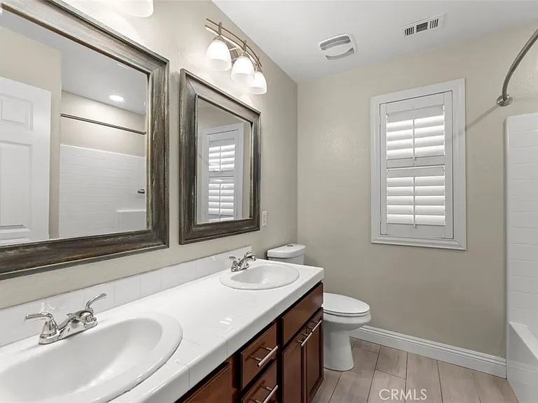 27425 Blackstone Rd — Photo 18